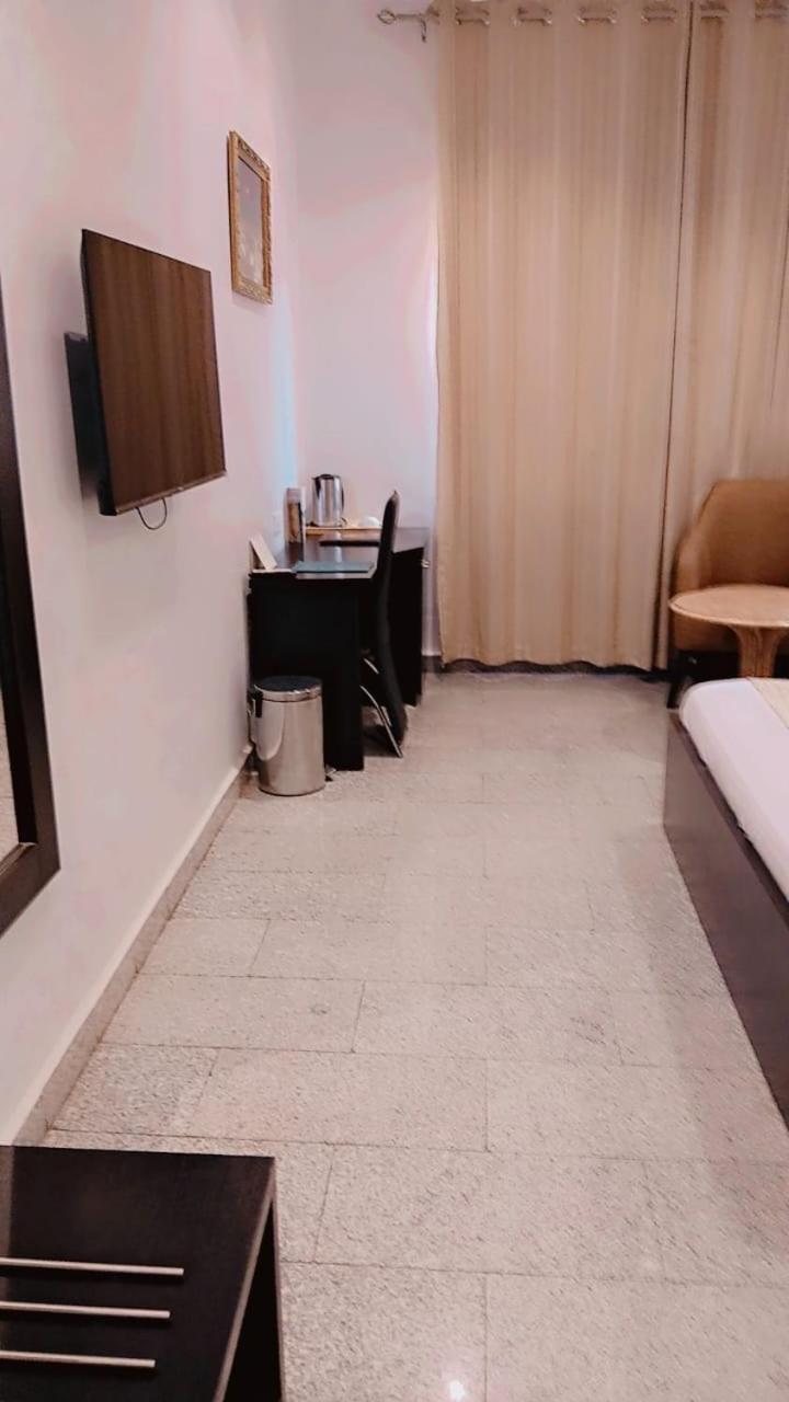 Jades Hotel Wupa Екстериор снимка